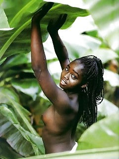Wild Africa Black T Girls