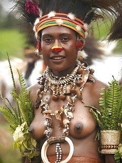 Wild Africa Ebony Felina