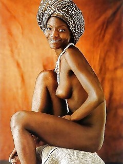 Wild Africa Ebony College Busty Blowjob Video Orgy