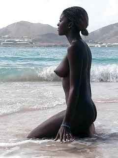 Sexy Pretty African Goddess Big Boobs Ebony